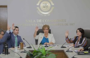 Modifican en comisión leyes de ingresos de los municipios de Bacoachi y Huachinera