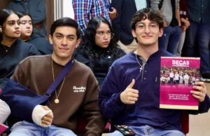 Gobernador Alfonso Durazo impulsa el futuro universitario con Becas Sonora de Oportunidades y Asambleas Informativas