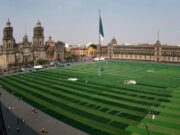 El Zócalo se transforma en cancha para la clase de fútbol más grande del mundo